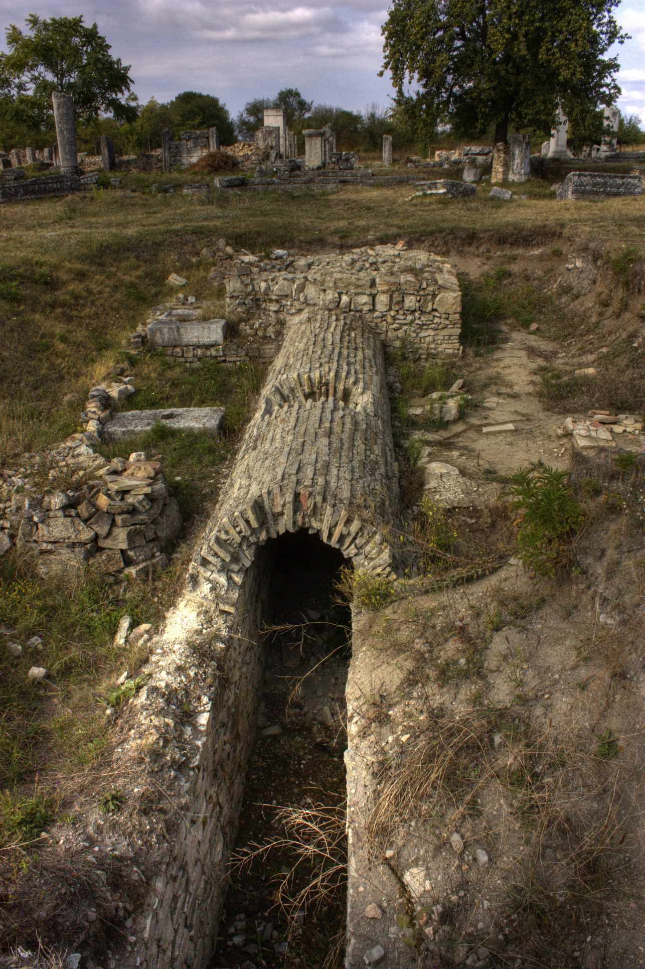 The sewage system of the ancient Roman town Nikopolis ad Istrum, today in Bulgaria: Cloaka maxima (Main sewer channel of the city).